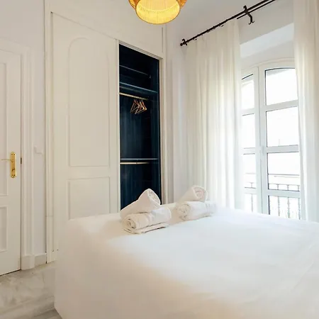 Alohamundi Almansa Ii Apartment Seville