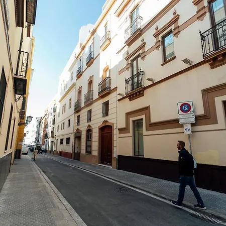 Alohamundi Almansa Ii Apartment